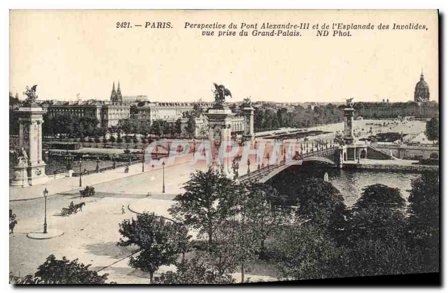 CPA Paris Perspective du Pont Alexandre III et de l'Esplanade des Invalides vue prise du Grand Palai