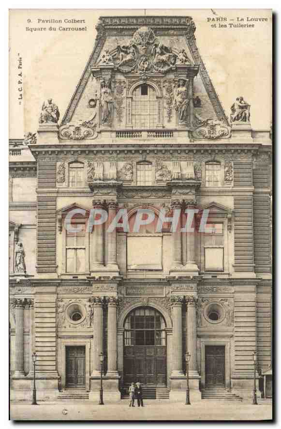 CPA Paris La Louvre et les Tuileries Pavillon Colbert Square du Carrousel 