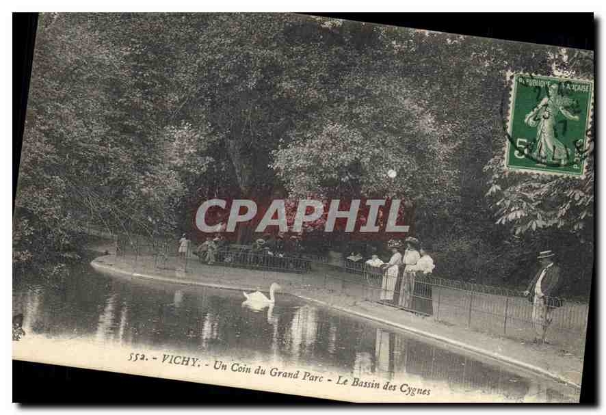 Vichy - Ein Eckbereich des Großen Parks - Der Schwanenteich — Antike Ansichtskarte n°552