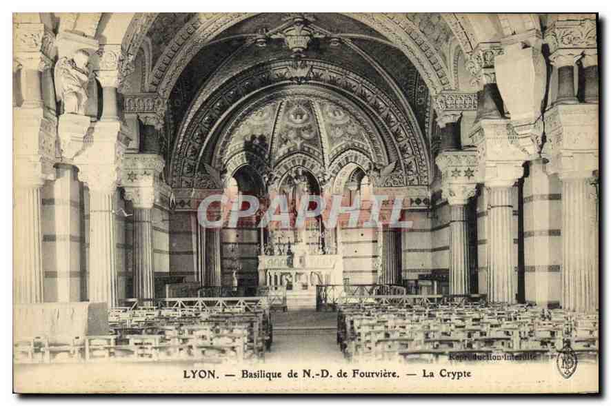 CPA Lyon Basilique de ND de Fourviere La Crypte 