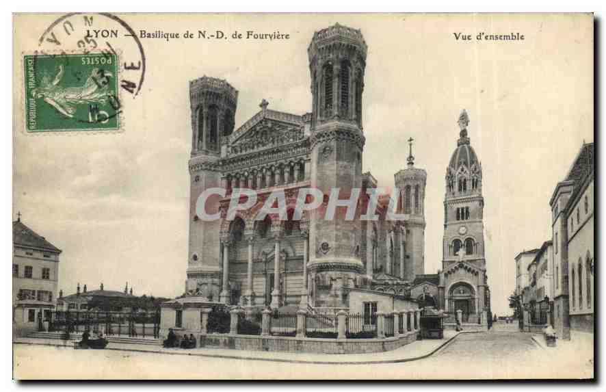 CPA Basilique de ND de Fourviere Vue d'ensemble 