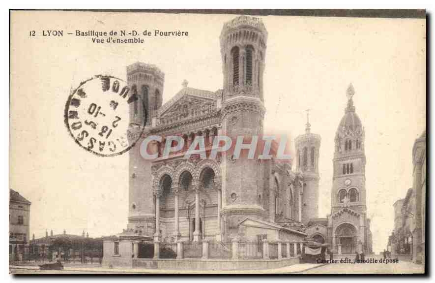 CPA Lyon Basilique de ND de Fourviere Vue d'ensemble 