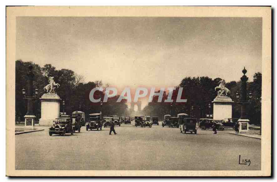 CPA Paris Les Chevaux de Marly et les Champs Elysees 