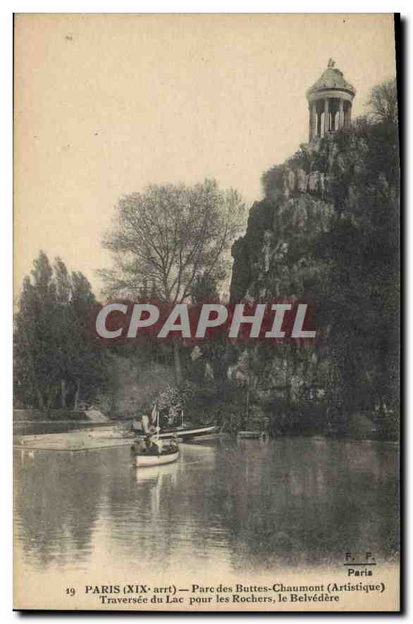 CPA Paris XIX arrt Parc des Buttes Chaumont Artistique Traversee du Lac pour les Rochers le Belveder