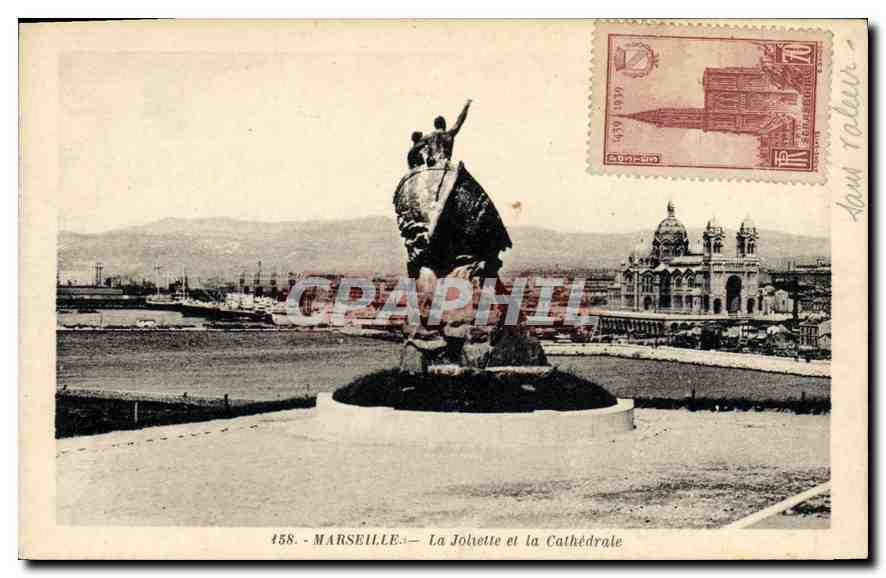 CPA Marseille Le Joliette et la Cathedrale 
