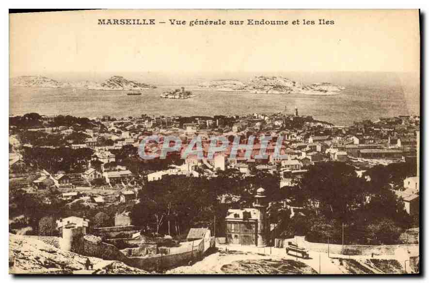 CPA Marseille Vue generale sur Endoume et les Iles 
