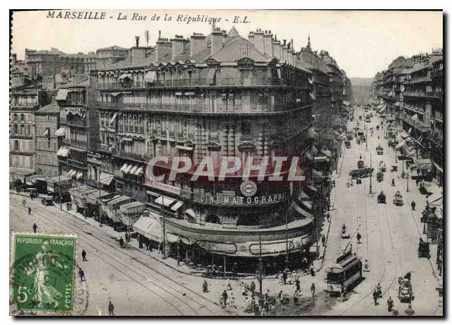 CPA Marseille La Rue de la Republique 