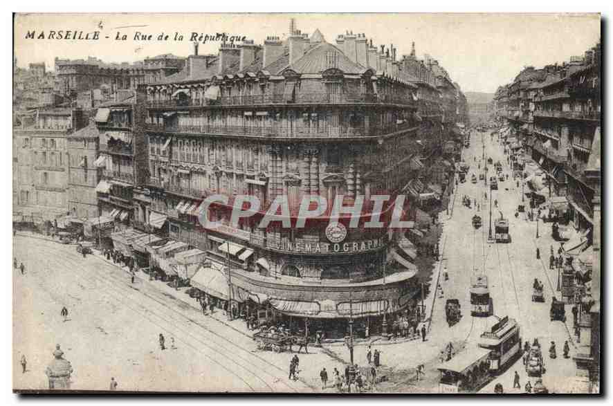 CPA Marseille La Rue de la Republique 
