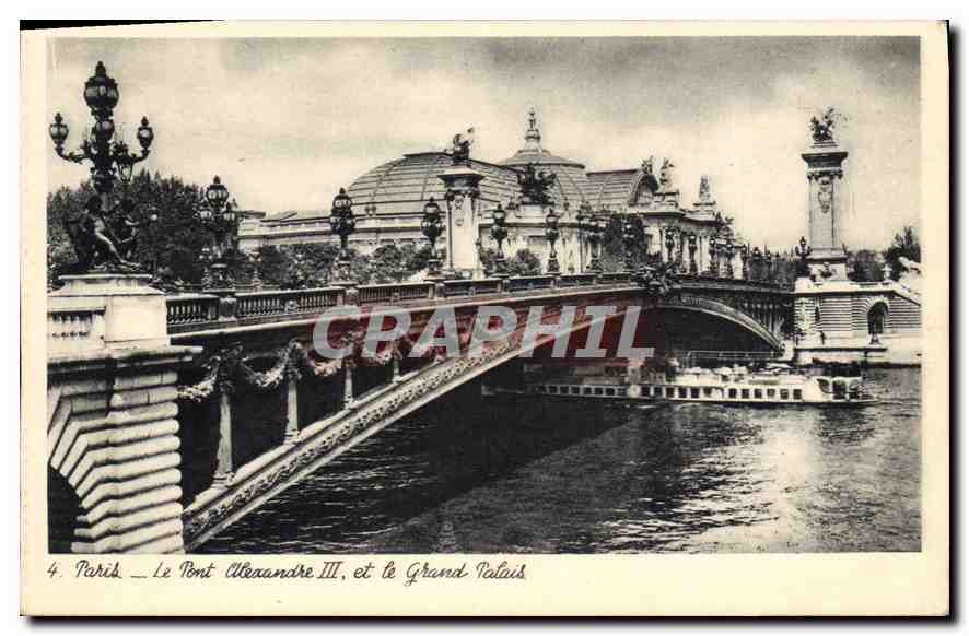 CPA Paris Le Pont Alexandre III et le Grand Palais 