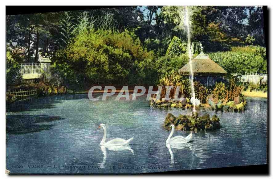 CPA Vichy Le Nouveau Parc Le Bassin des Cygnes