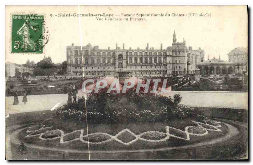 CPA Saint Germain en Laye Facade Septentrionale du Chateau Vue Generale du Parterre
