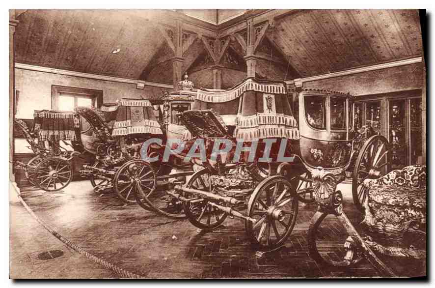 CPA Versailles Grand Trianon Voiture de bapteme du Roi de Rome 