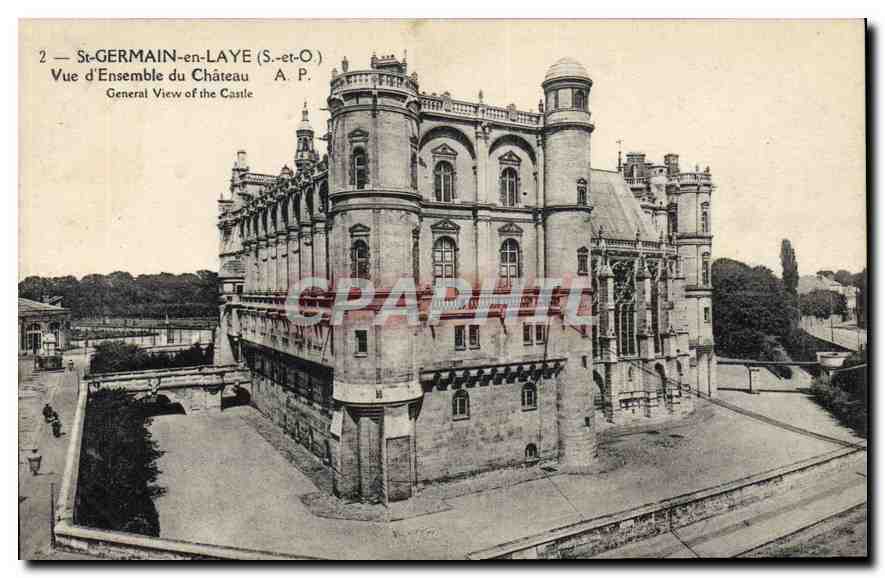 CPA Saint Germain en Laye S et O Vue d'Ensemble du Chateau 