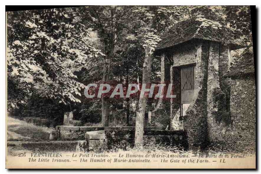 CPA Versailles Le Petit Trianon Le Hameau de Marie Antoinette 
