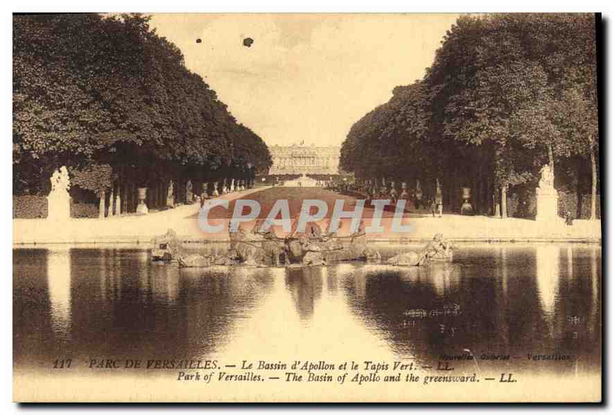 CPA Parc de Versailles Le Bassin d'Apollon et le Tapis Vert 