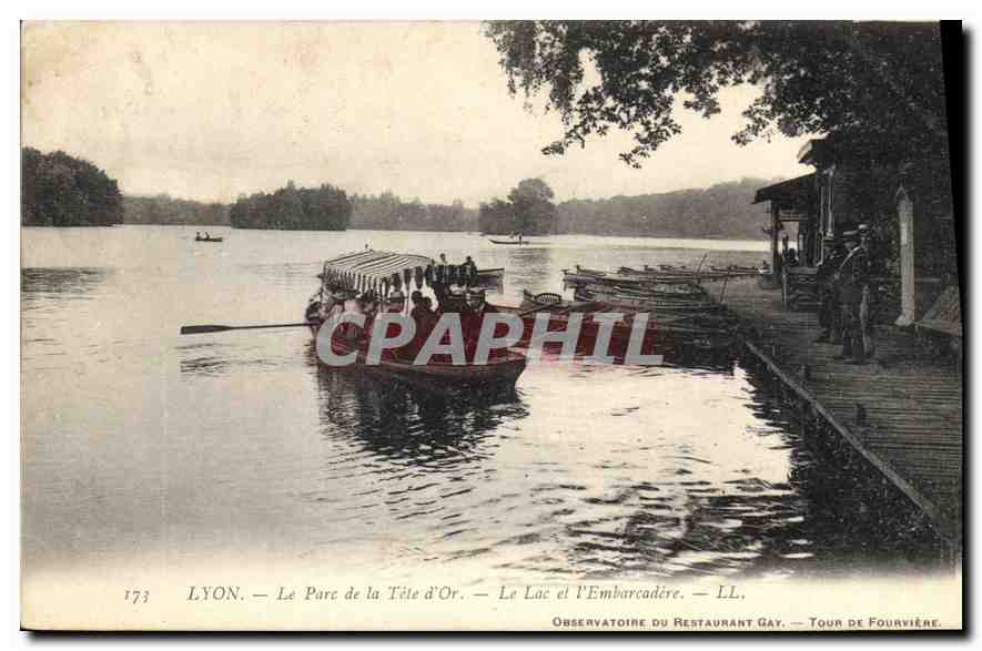 LYON — Le Parc de la Tête d'Or — Le Lac et l'Embarcadère — LL. — Observatoire du Restaurant Gay — Tour de Fourvière