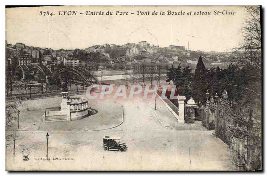 CPA Lyon Entree du Parc Pont de la Boucle et coteau St Clair 