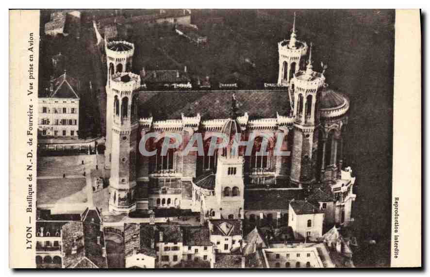 CPA Lyon Basilique de Notre Dame de Fourviere Vue prise en Avion 