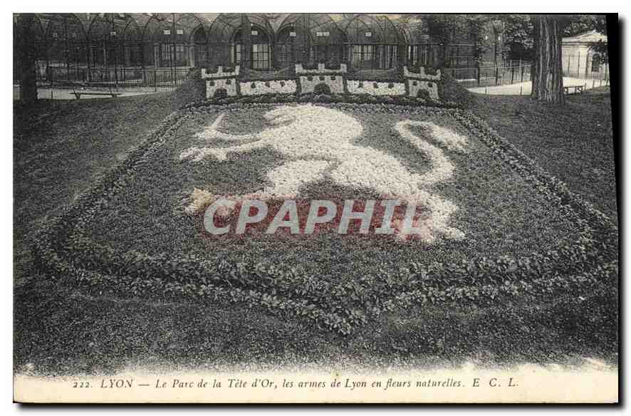 CPA Lyon Le Parc de la Tete d'Or les armes de Lyon en fleurs naturelles 
