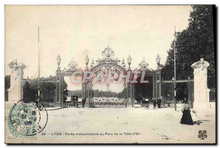 CPA Lyon Porte Monumentale du Parc de la Tete d'Or 