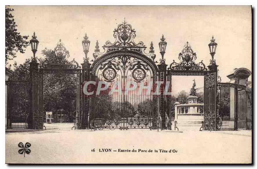 CPA Lyon Entree du Parc de la Tete d'Or 