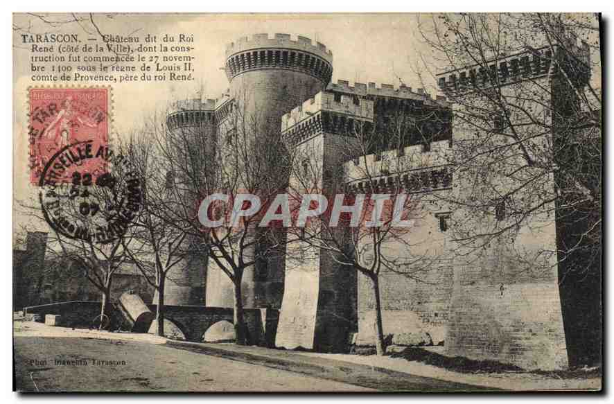 Tarascon — Château dit du Roi René (côté de la Ville) — Phot. Imaveilh Tarascon