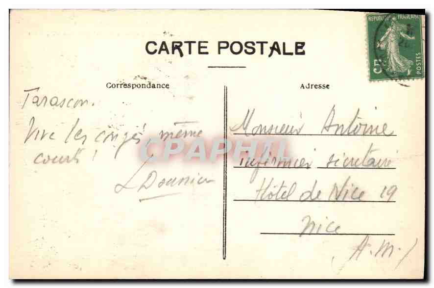 Tarascon — Le Château sur le Rhône, construit au XVe siècle par Louis II, père du Roi René, actuellement tient lieu de prison — Coll. L. A. — Reverso