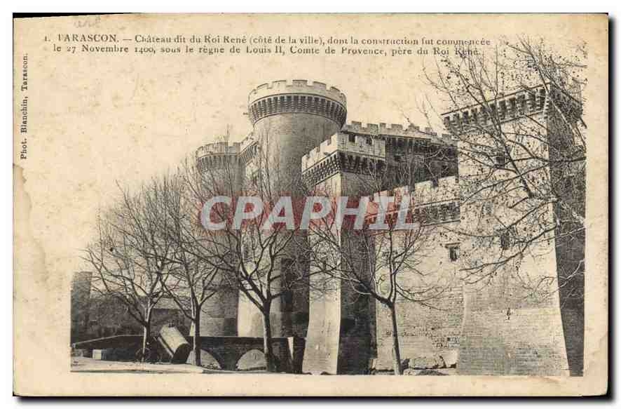 CPA Tarascon Chateau dit du Roi Rene cote de la ville 