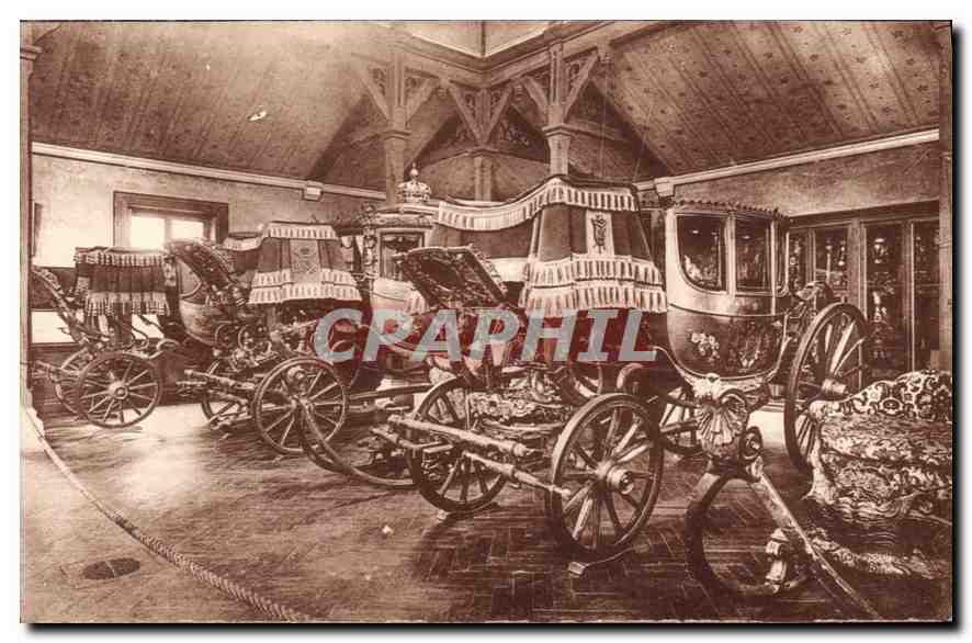 CPA Versailles Grand Trianon Voiture de bapteme du Roi de Rome 