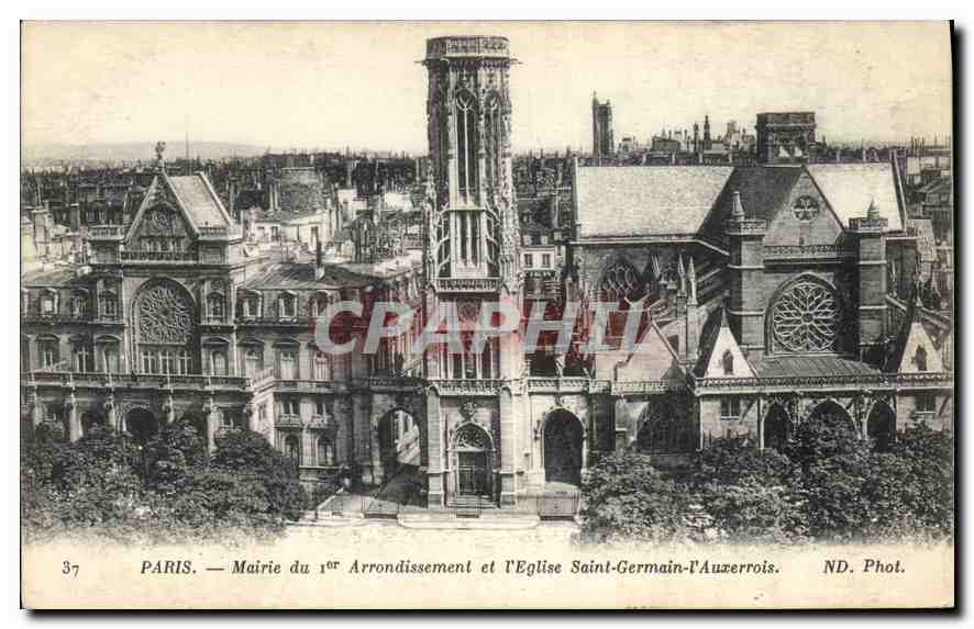 CPA Paris Mairie du 1er Arrondissement et l'eglise Saint Germain l'Auxerrois 