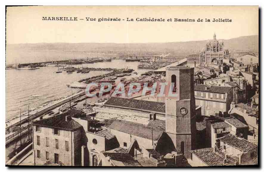 CPA Marseille vue generale la Cathedrale et Bassins de la Joliette 