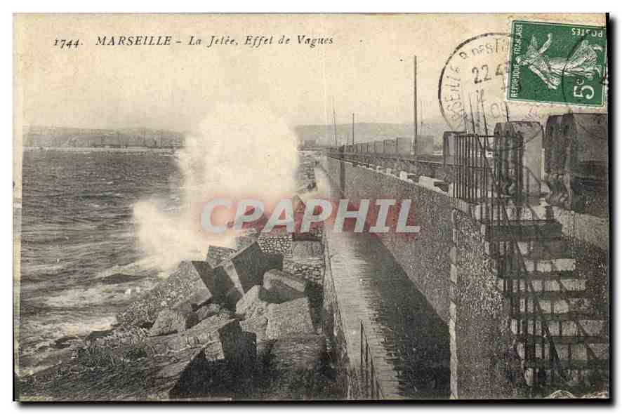 CPA Marseille la Jetee Effet de Vagues 