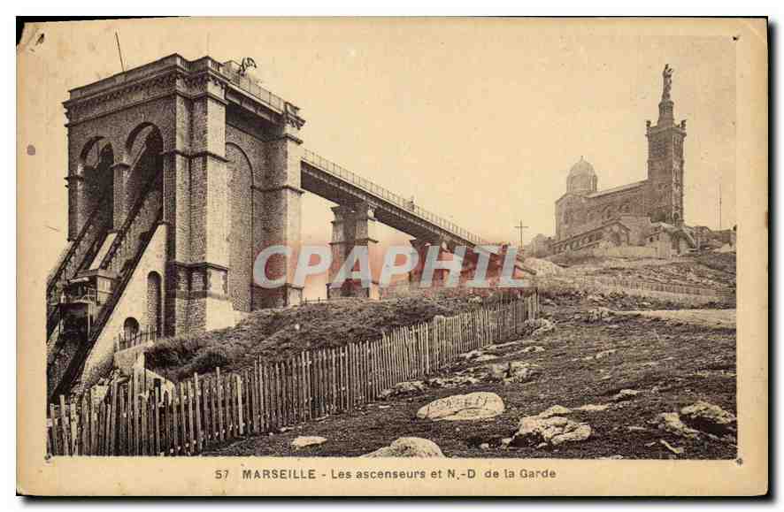 CPA Marseille les Ascenseurs et N D de la Garde 