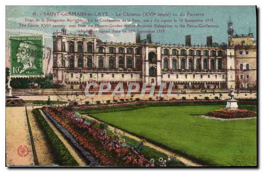 CPA Saint Germain en Laye Le Chateau vu du Parterre 