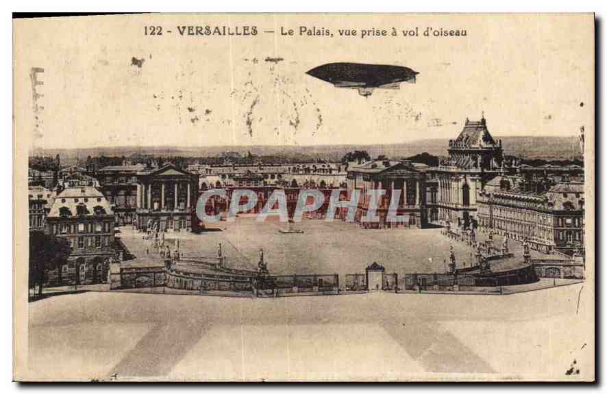 Versailles — Le Palais, vue prise à vol d’oiseau — Éditeur : CPAPHIL, n° 122