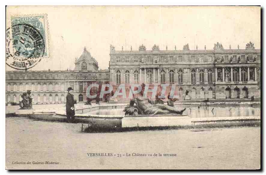 CPA Versailles Le Chateau vu de la Terrasse 