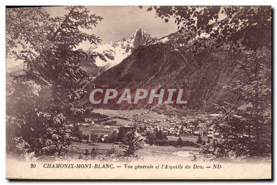 Chamonix-Mont-Blanc — Vue générale et l'Aiguille du Dru — ND
