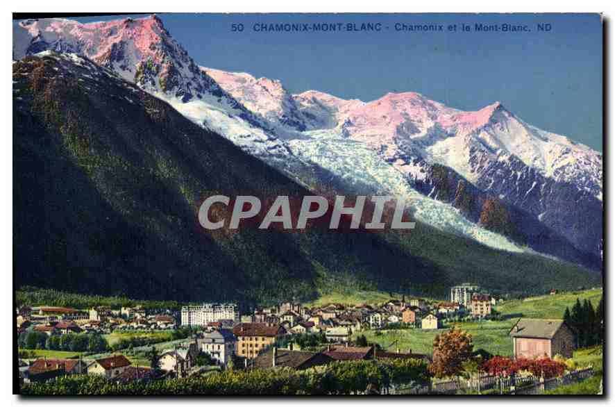 Chamonix et le Mont-Blanc — vue panoramique — ND