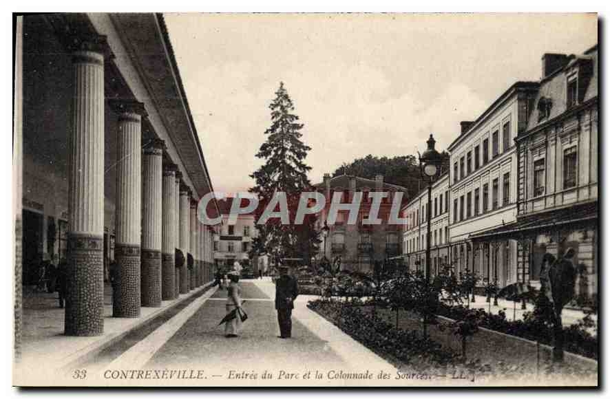 CPA Contrexeville Entree du Parc et la Colonnade des Sources
