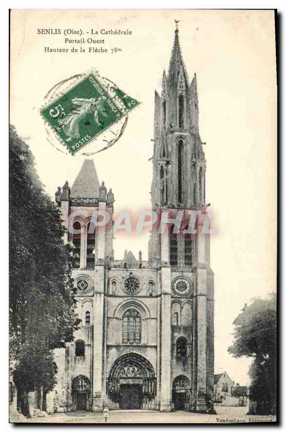 Senlis (Oise) - Die Kathedrale. Westportal. Höhe der Spitze 78m.