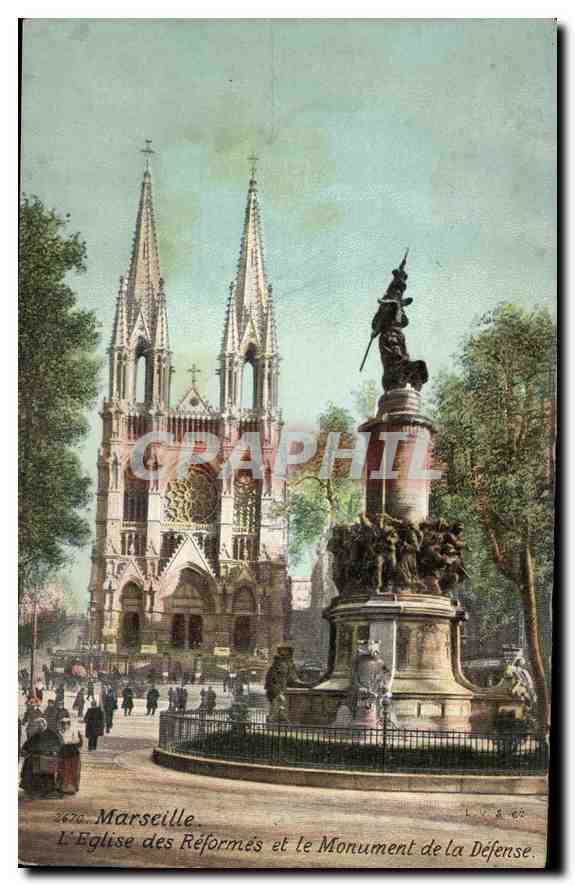 CPA Marseille L'Eglise des Reformes et le Monument de la Defense