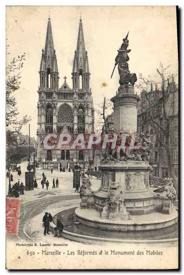 CPA Marseille Les Reformes et le Monument des Mobiles