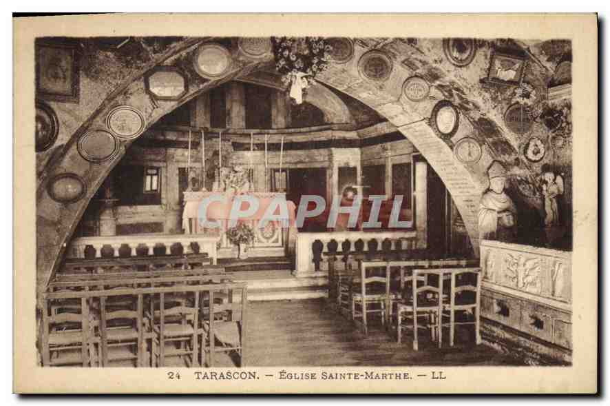 CPA Tarascon Eglise Sainte Marthe