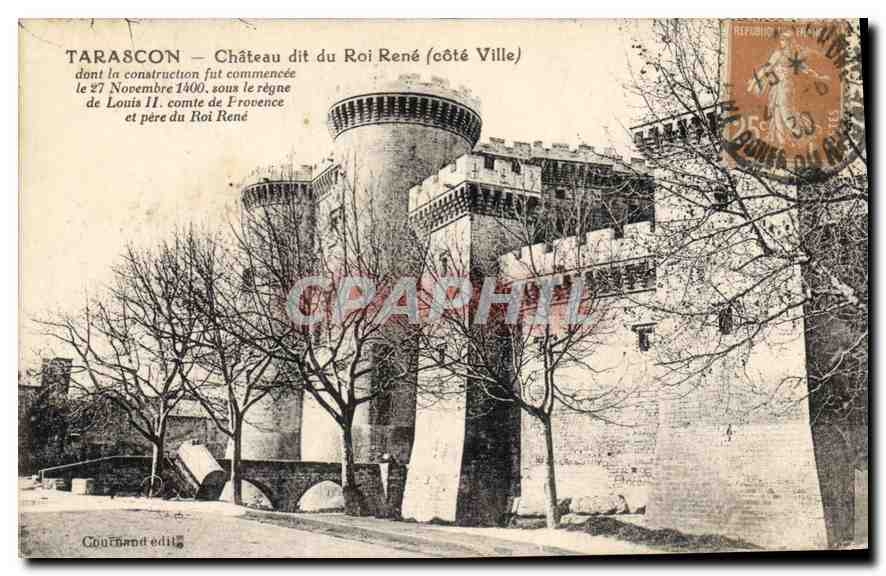 CPA Tarascon Chateau dit du Roi Rene (Cote Ville)