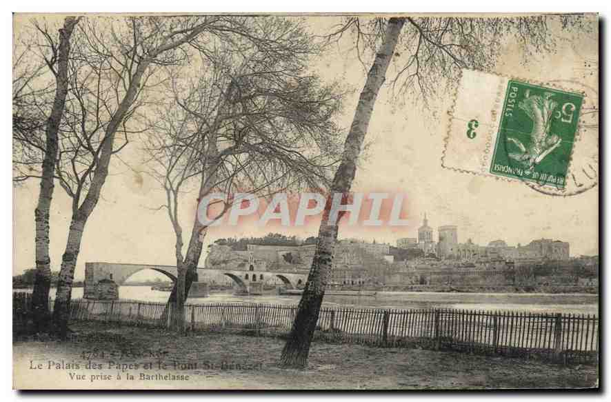 Le Palais des Papes et Le Pont Saint-Bénézet — Vue prise à la Barthelasse — Éditeur : A. Lévy, n° 4784