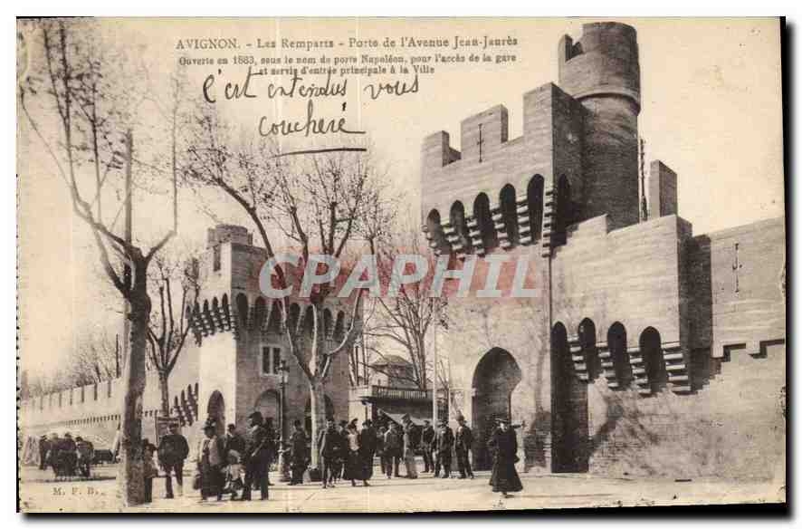 CPA Avignon Les Remparts Porte de l'Avenue Jean Jaures