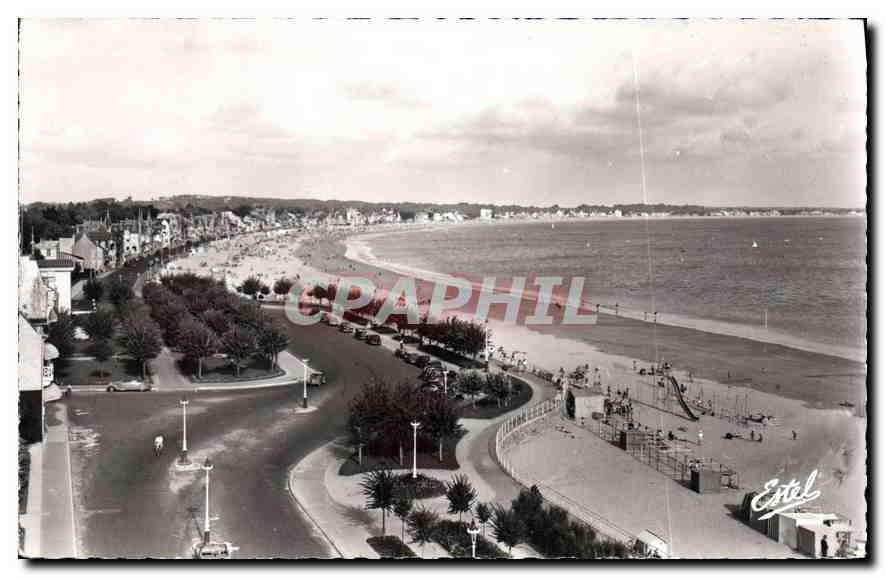 CPA La Baule Vue sur l'Esplanade du Casino et de la Plage 