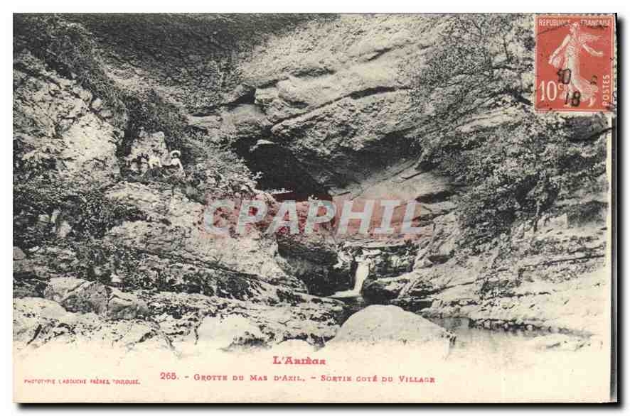 CPA Grotte de Mas D'Asil Sortie cote du village