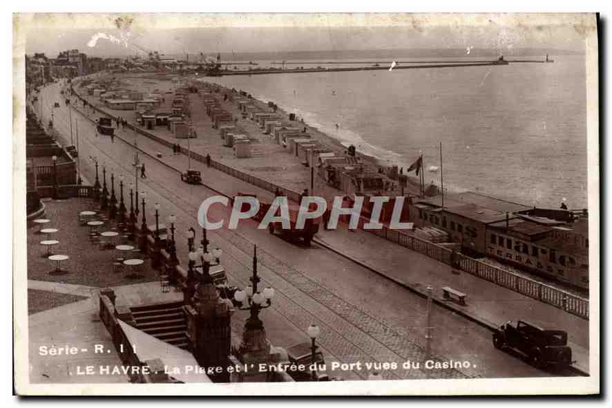 CPA Le Havre La Plage et l'Entree du Port vues du Casino 