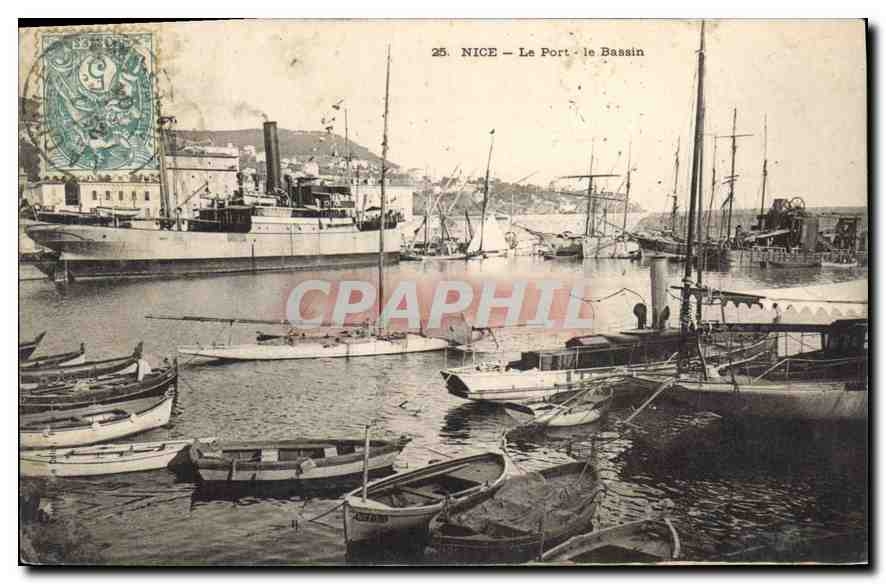 CPA Nice Le Port le Bassin Bateaux